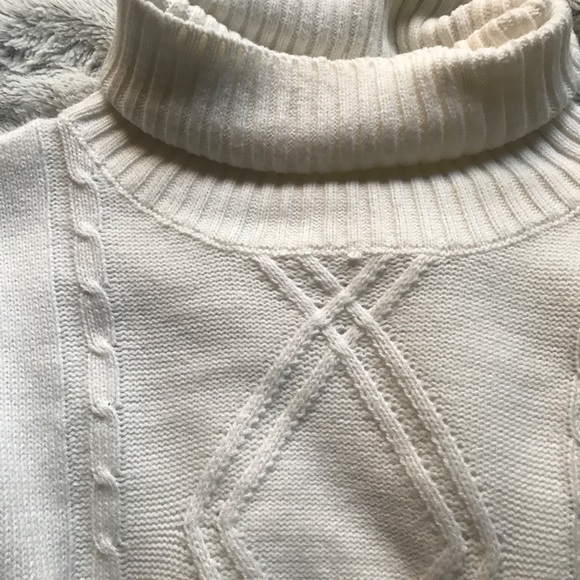 White sweater - Picture 2 of 3